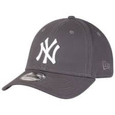 New Era 9Forty Strapback Cap- New York Yankees Grey
