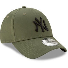 New Era 9Forty Strapback Cap - New York Yankees olive