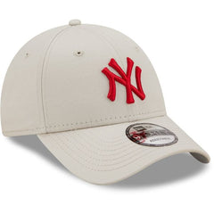 New Era 9Forty Strapback Cap - New York Yankees stone beige