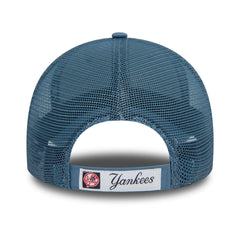 New Era 9Forty Mesh Trucker Cap New York Yankees faded blue