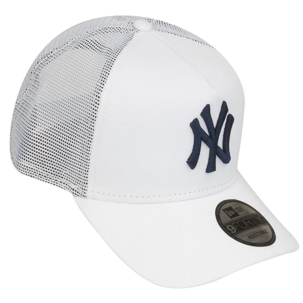 New Era 9Forty Snapback Trucker Cap - New York Yankees white